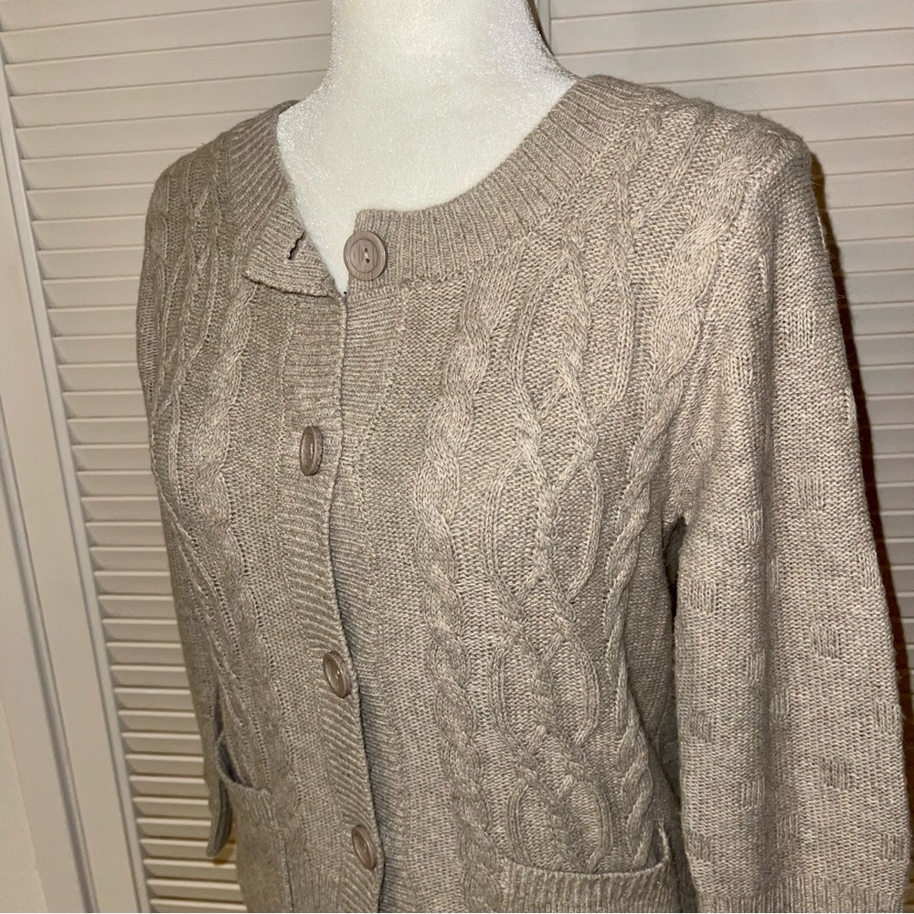Mango cardigan - Picture 2 of 8